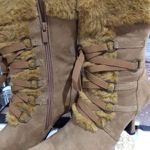 Very nice lace up boots